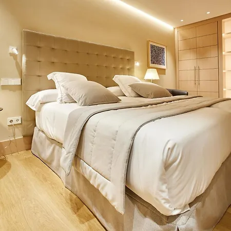 Nexus Santa Maria Luxury Lägenhet Valladolid