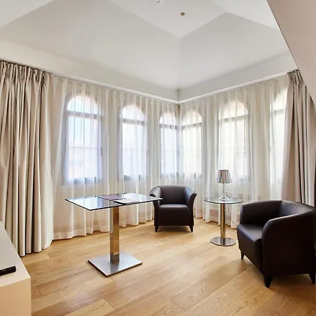 Nexus Santa Maria Luxury *